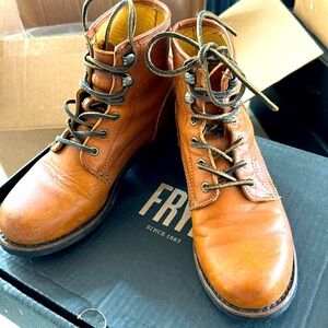 Frye Tyler boots good condition cognac color 7.5